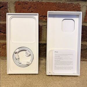 Apple iPhone 14 ProMax Packaging with White Cable